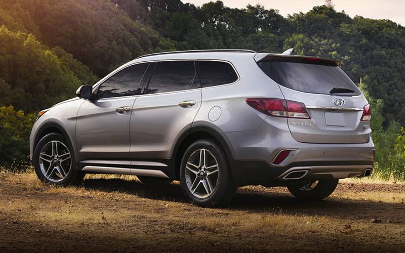 45 back view Hyundai Santa Fe Limited Ultimate 2017
